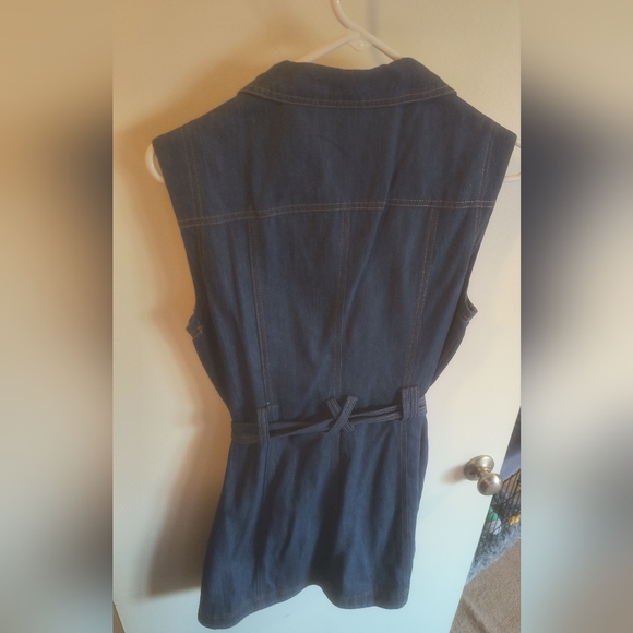 Denim Sleeveless Button-Up Dress - Picture 3 of 3
